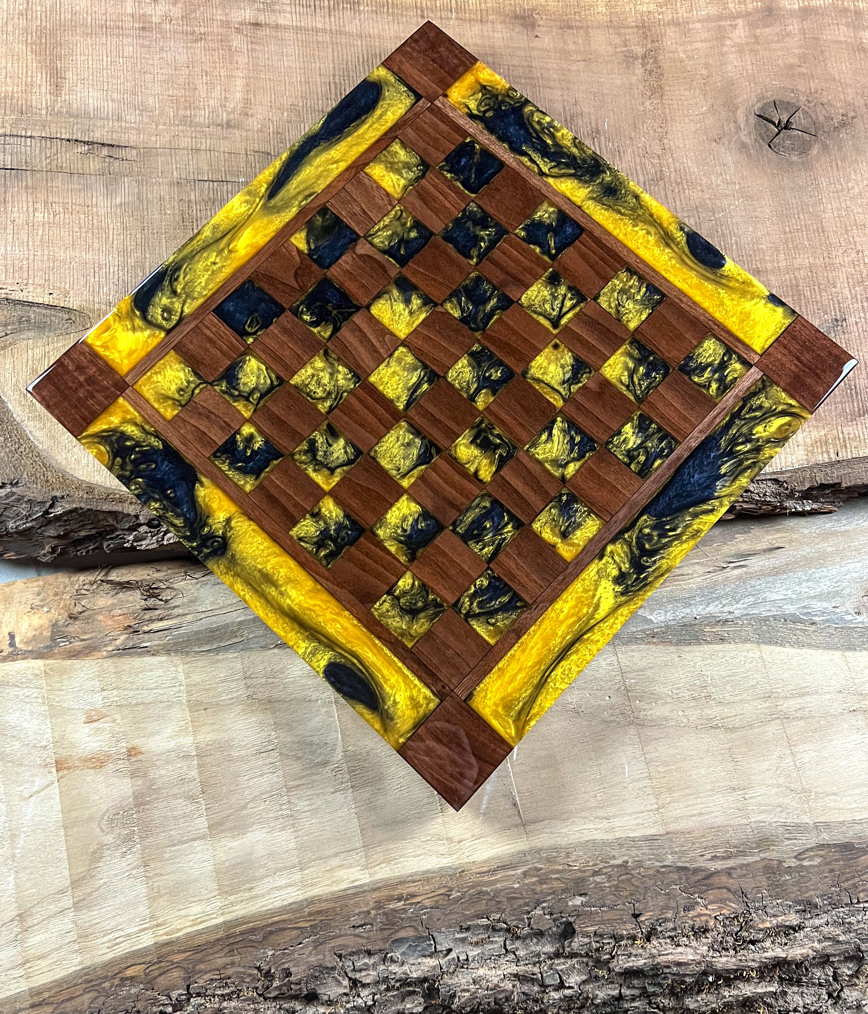 Black Onyx Gold Cloud Walnut Chess Board (With Border)