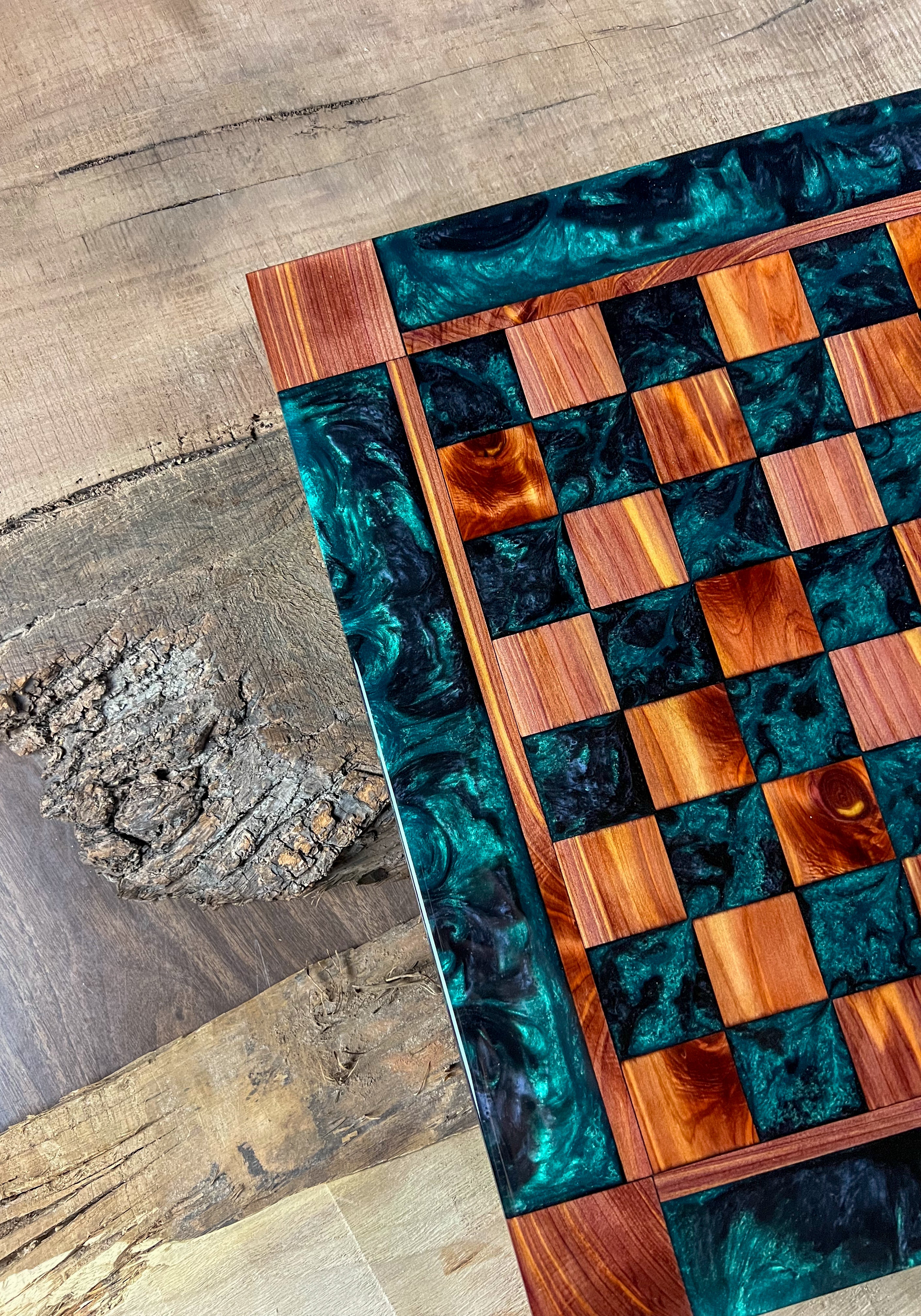 Black Onyx Emerald Cedar Chess Board (Glass Chess Set Included)