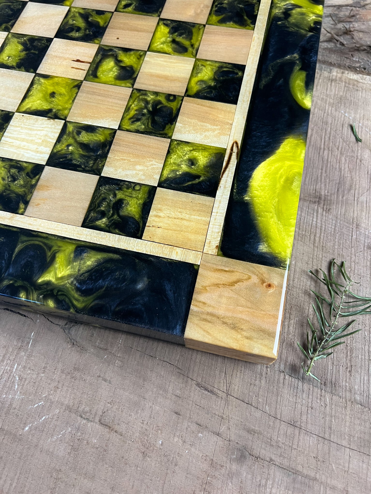 Black Onyx Yellow Maple Wood Chess Board (Glass Chess Set Included)