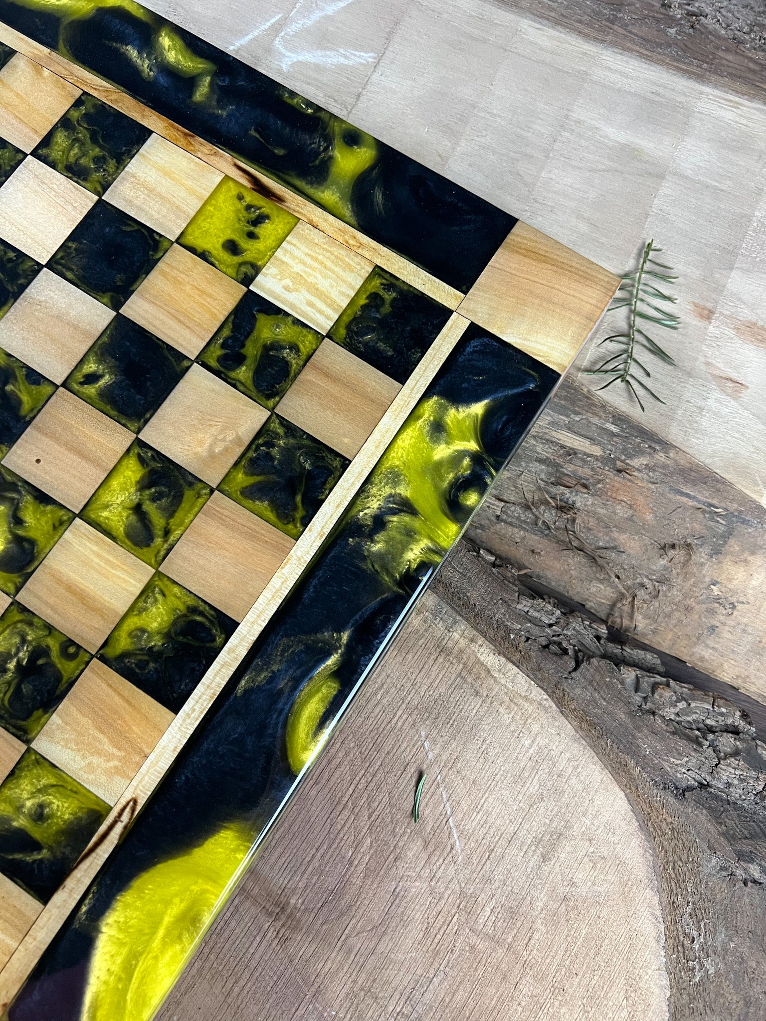 Black Onyx Yellow Maple Wood Chess Board (Glass Chess Set Included)
