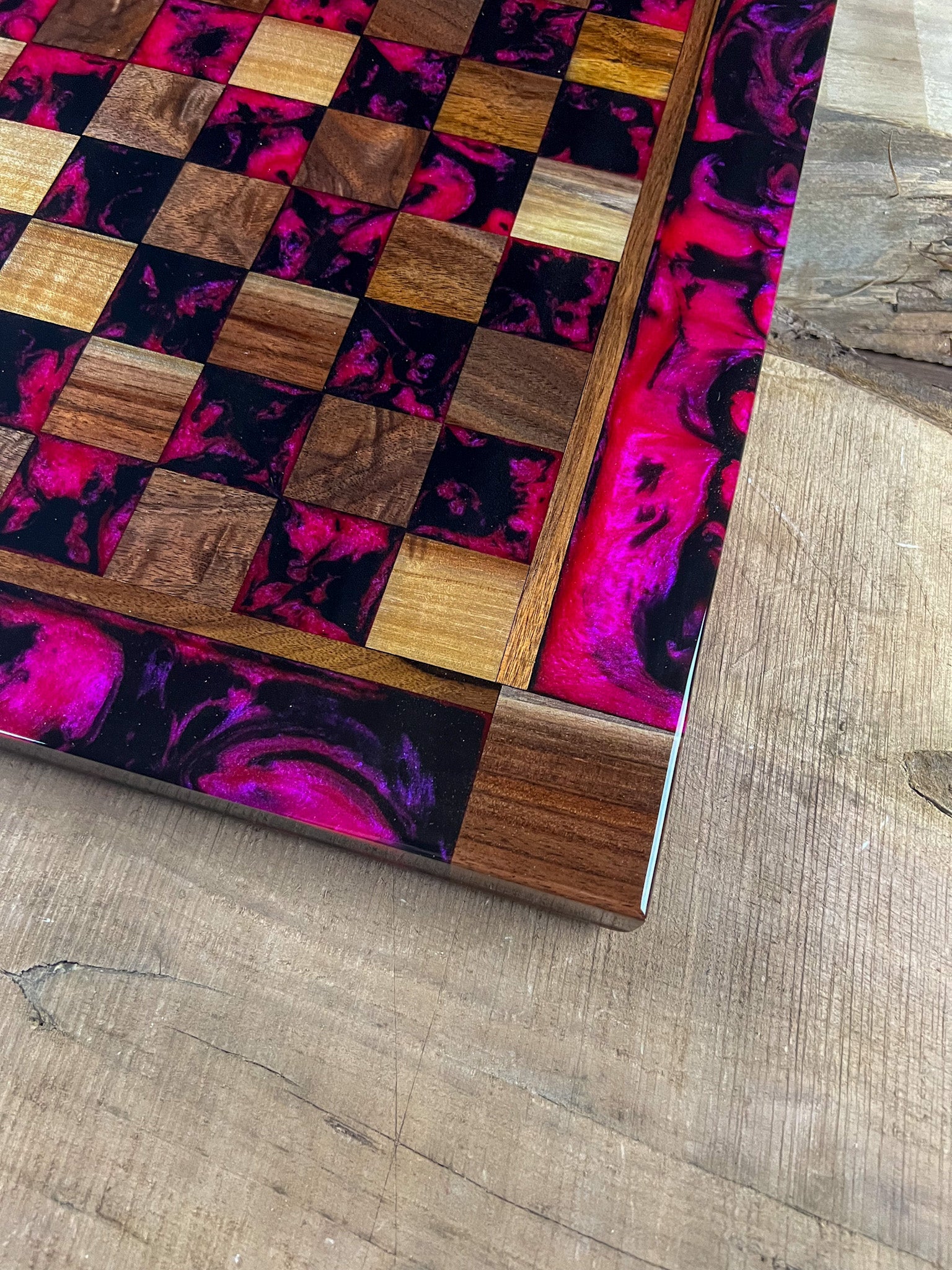 Raging Pink Onyx Walnut Chess Board (With Border)