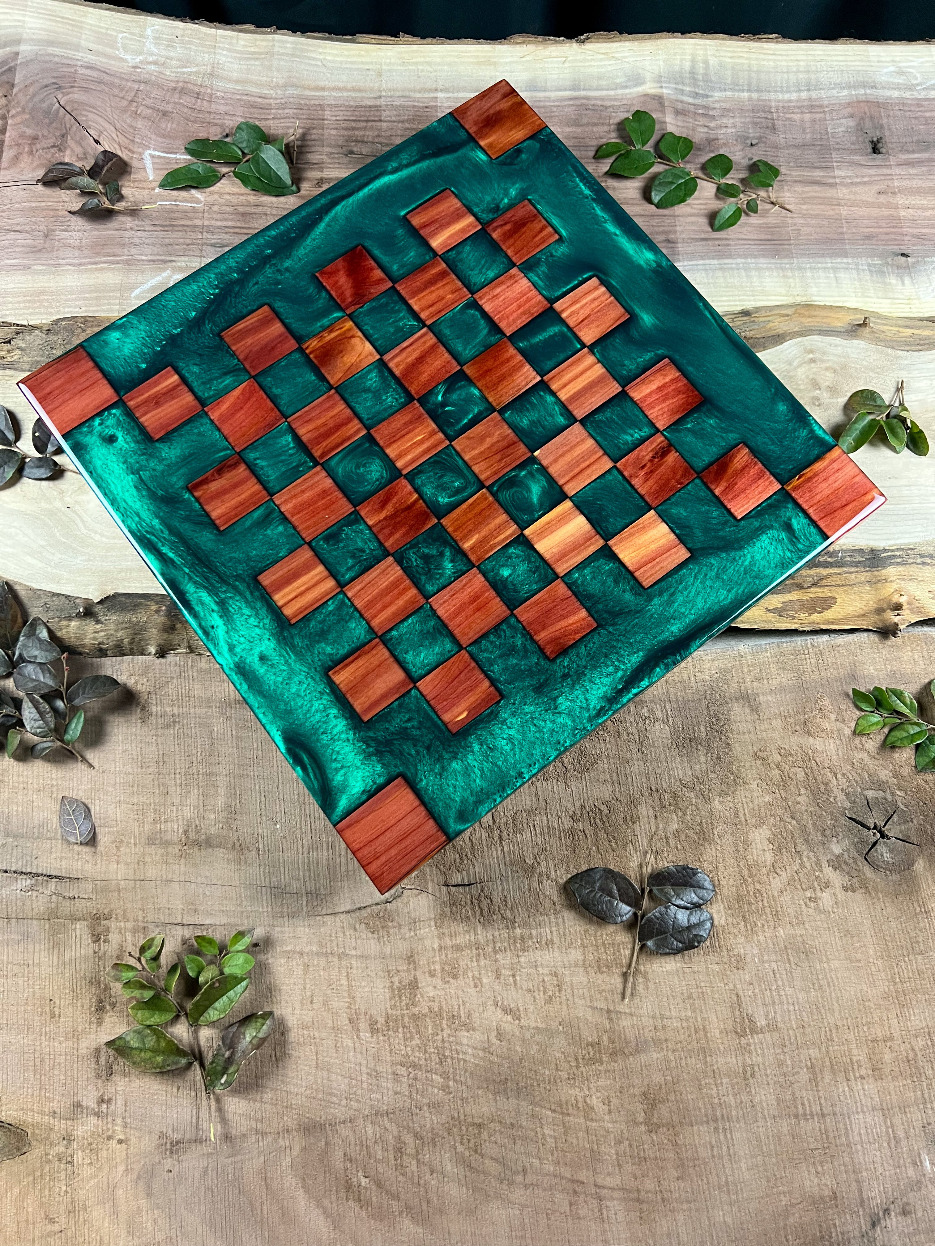 Aromatic Cedar Emerald Green Chess Board (Glass Chess Set Included)