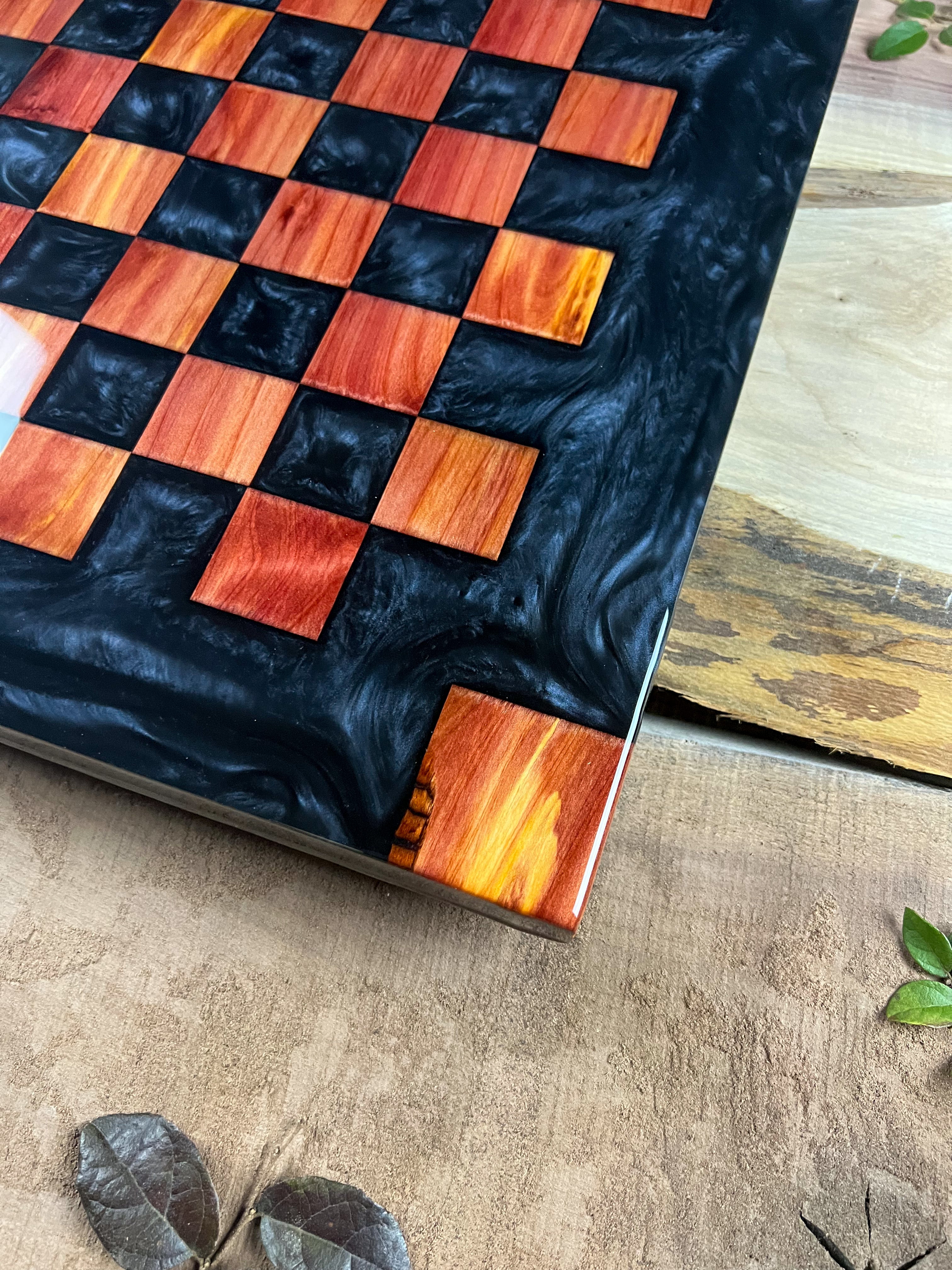 Aromatic Cedar Black Onyx Chess Board (Glass Chess Set Included)