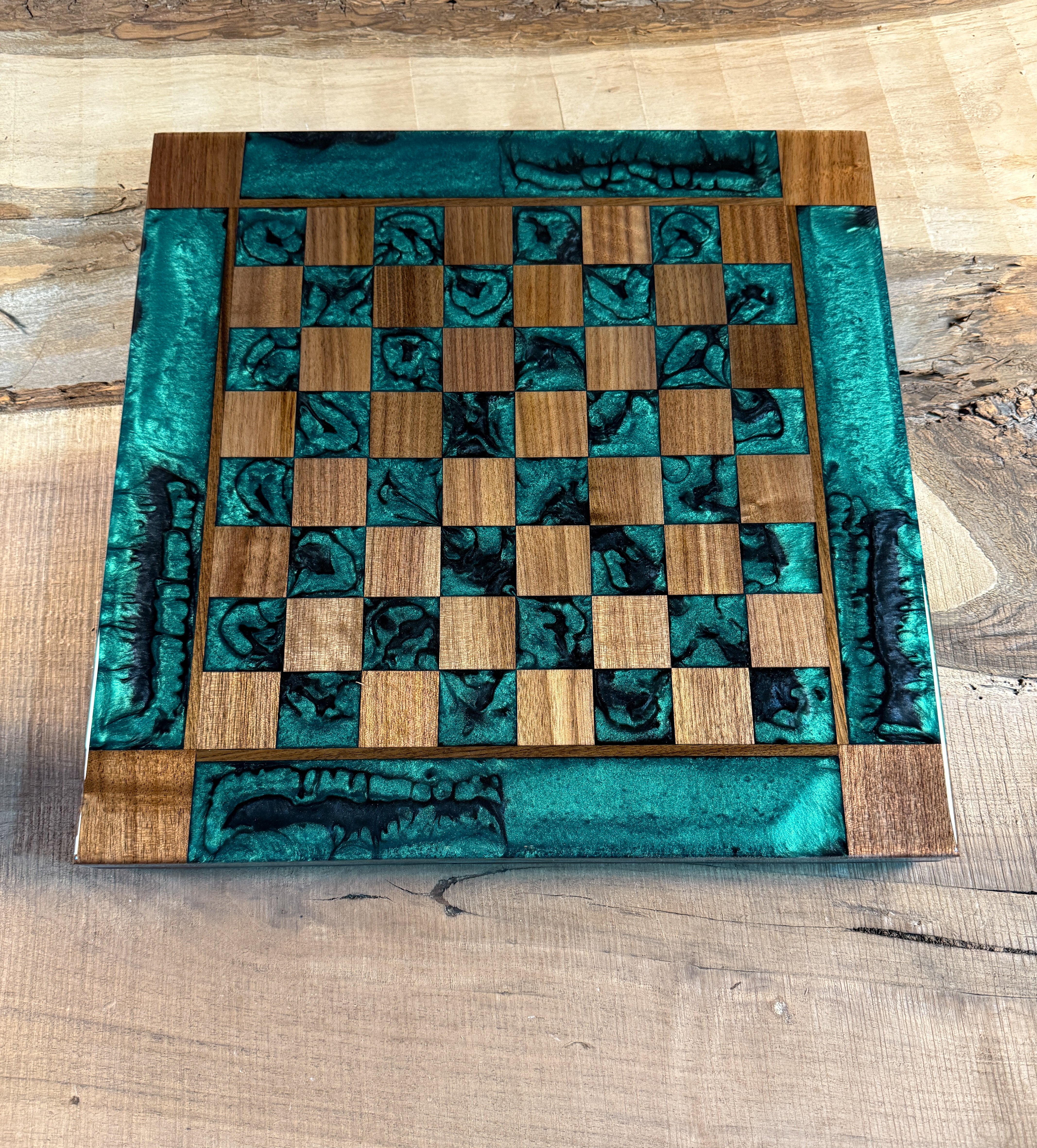 Emerald Black Onyx Walnut Chess Board