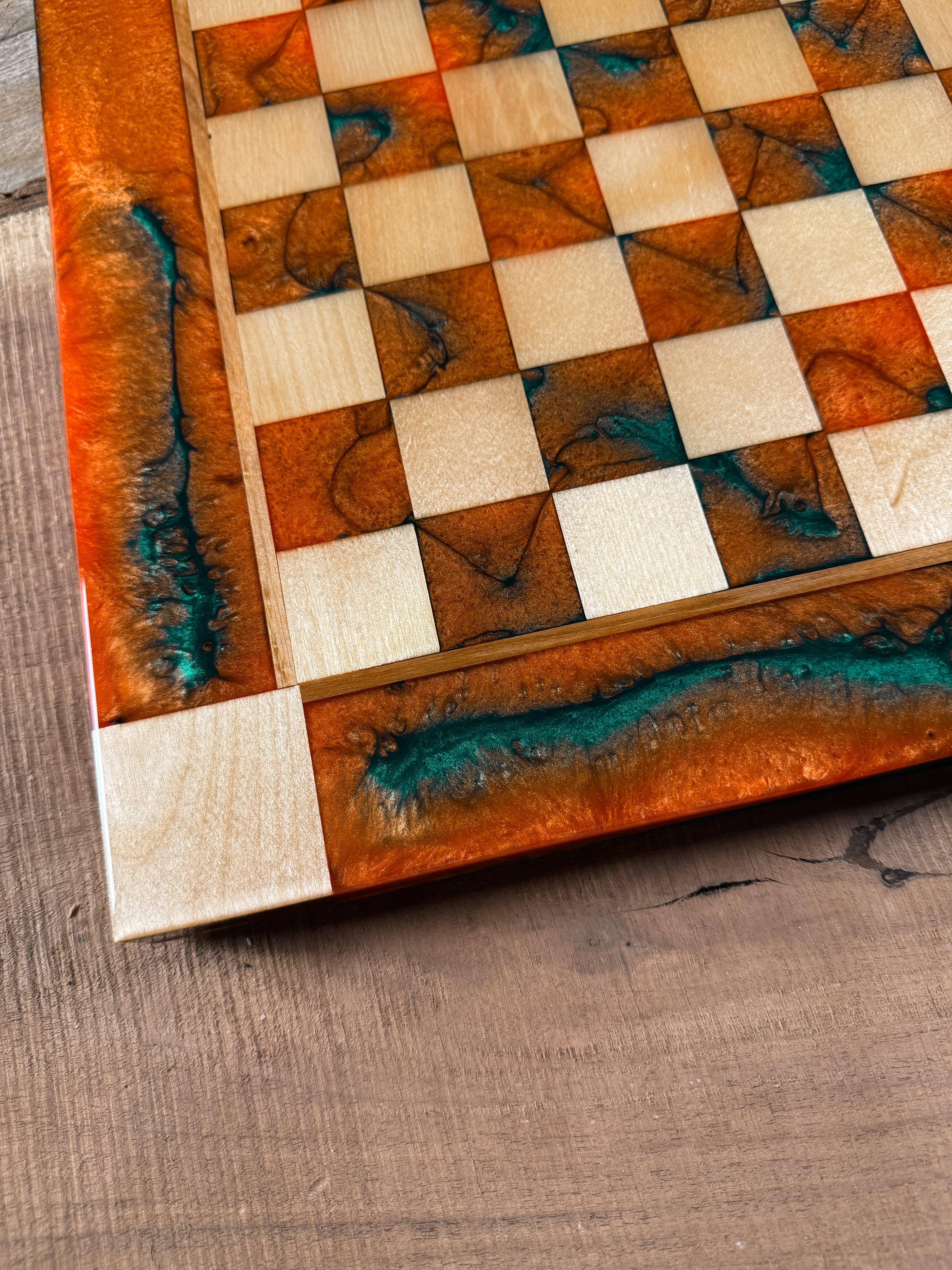 Vivid Orange/Emerald Green Maple Wood Chess Board (INCLUDES CHESS PIECES)