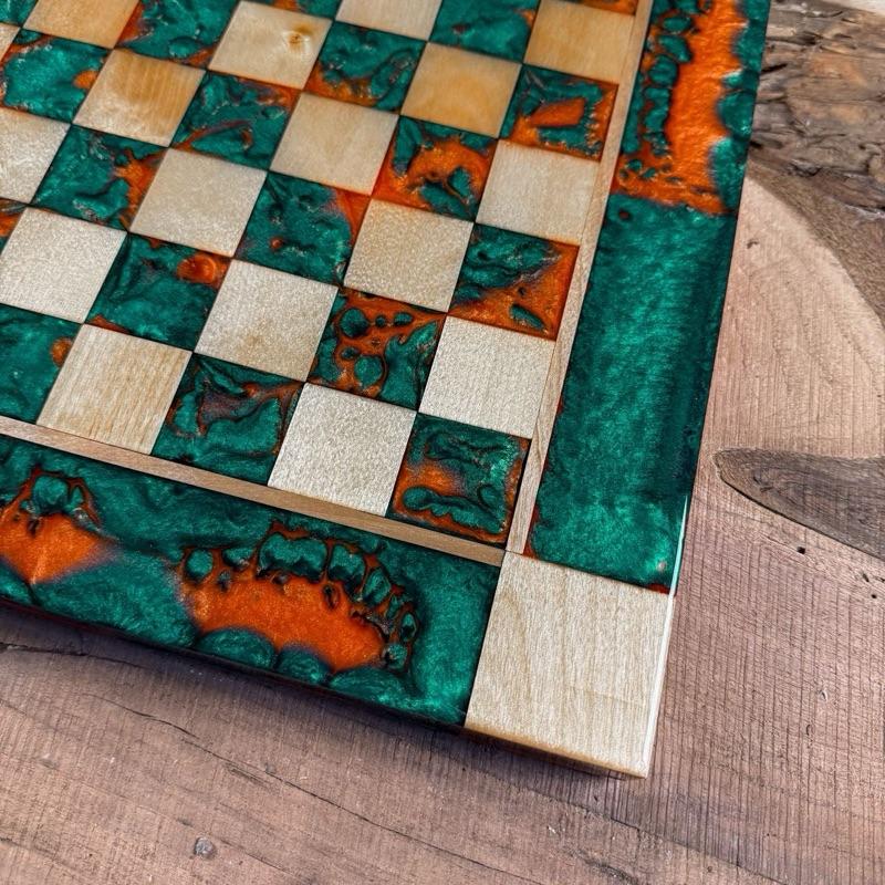 Vivid Orange/Emerald Green Maple Wood Chess Board (INCLUDES CHESS PIECES)