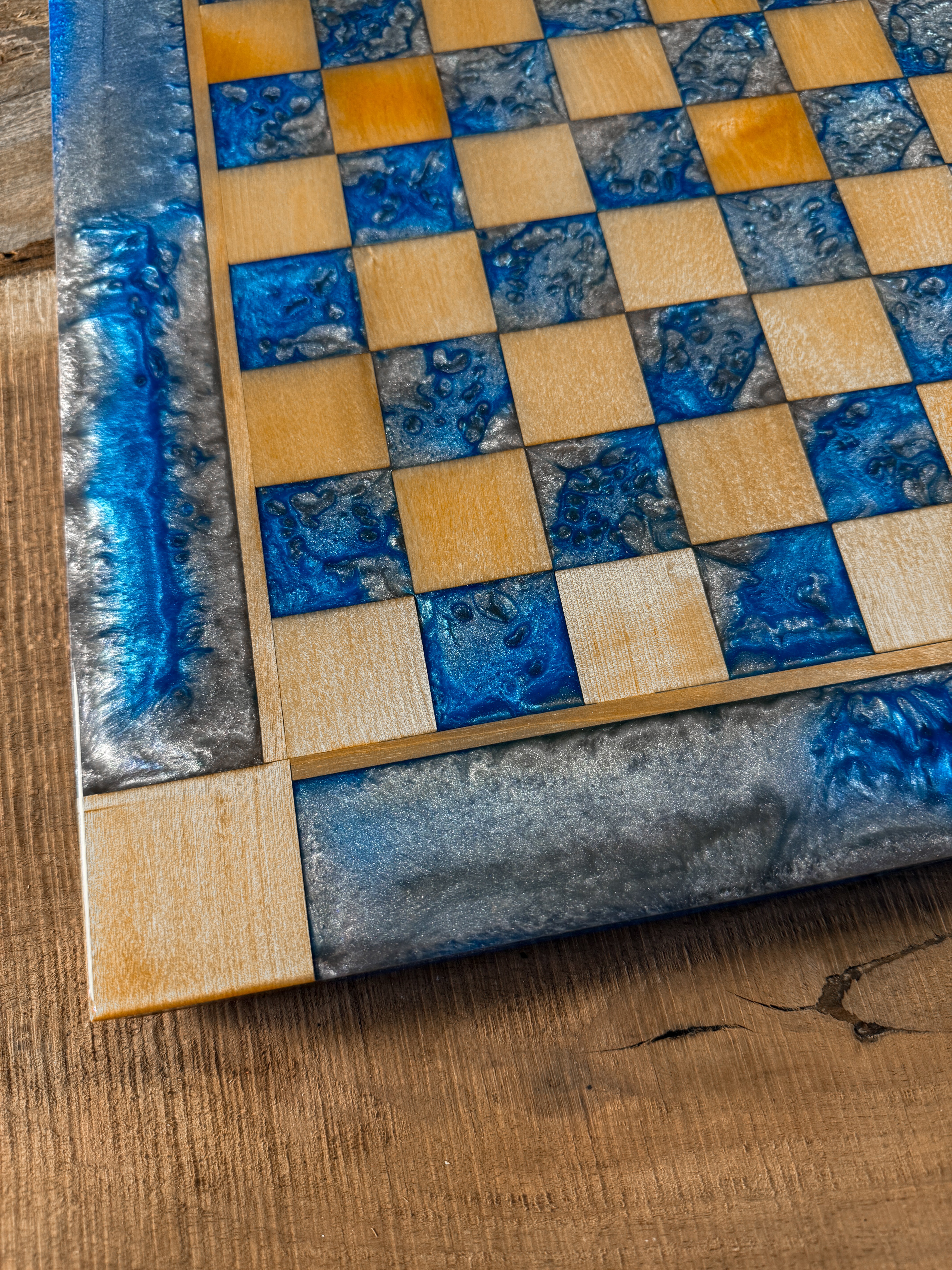 Caribbean Silver Cloud Maple Wood Chess Board (INCLUDES PIECES)