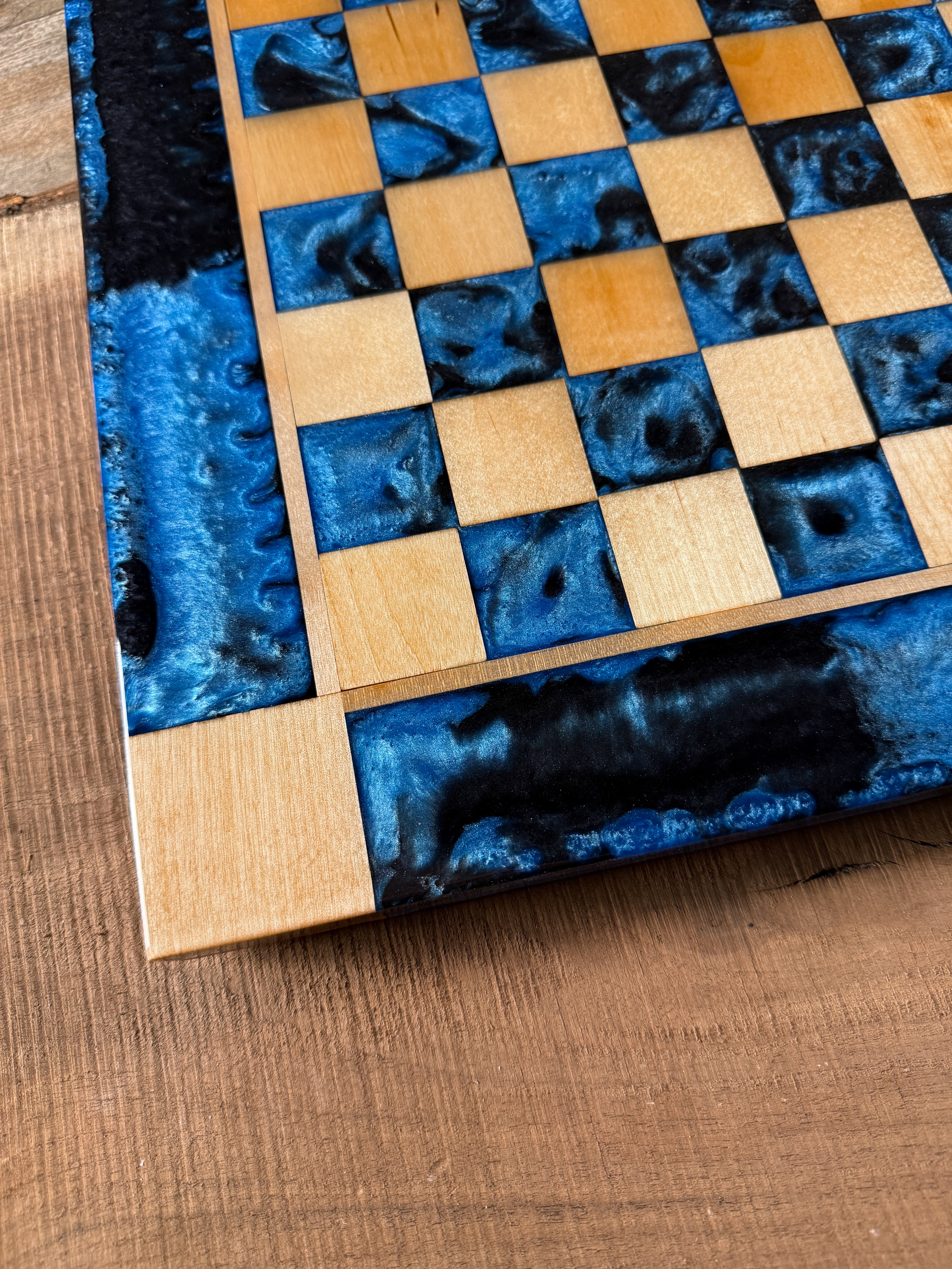 Caribbean Black Onyx Maple Wood Chess Board (PIECES INCLUDED)