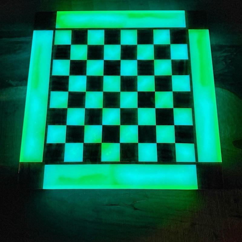 Glow in the Dark Walnut Chess Board (INCLUDES PIECES)