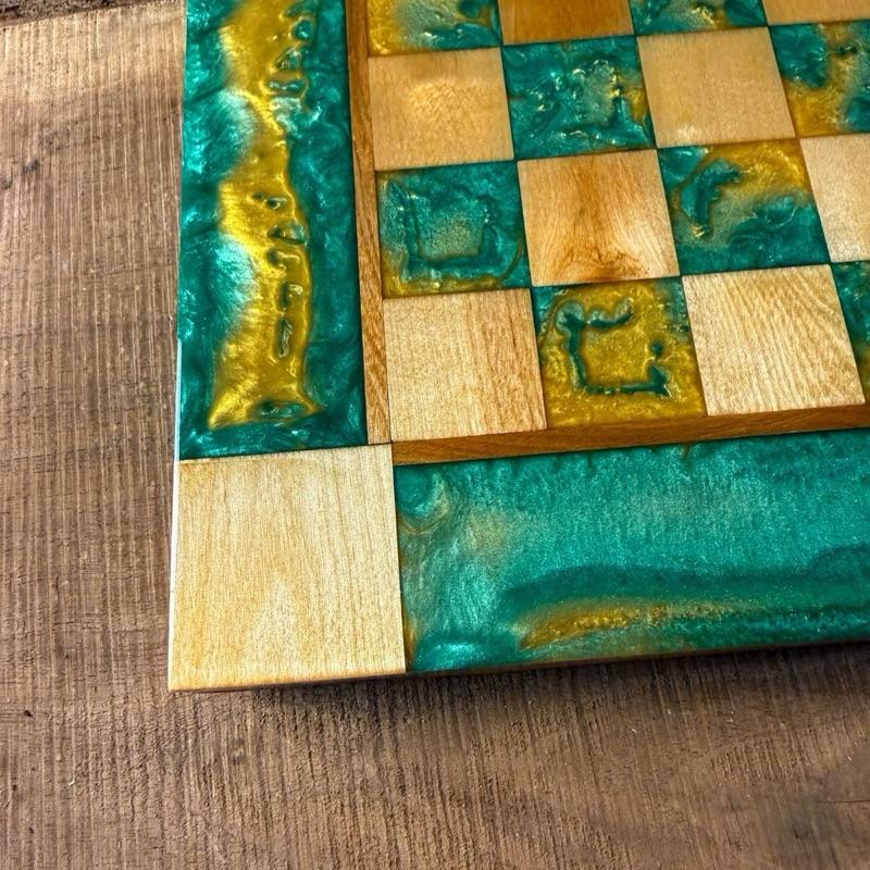 Golden Jungle Green Maple Wood Chess Board (INCLUDES PIECES)