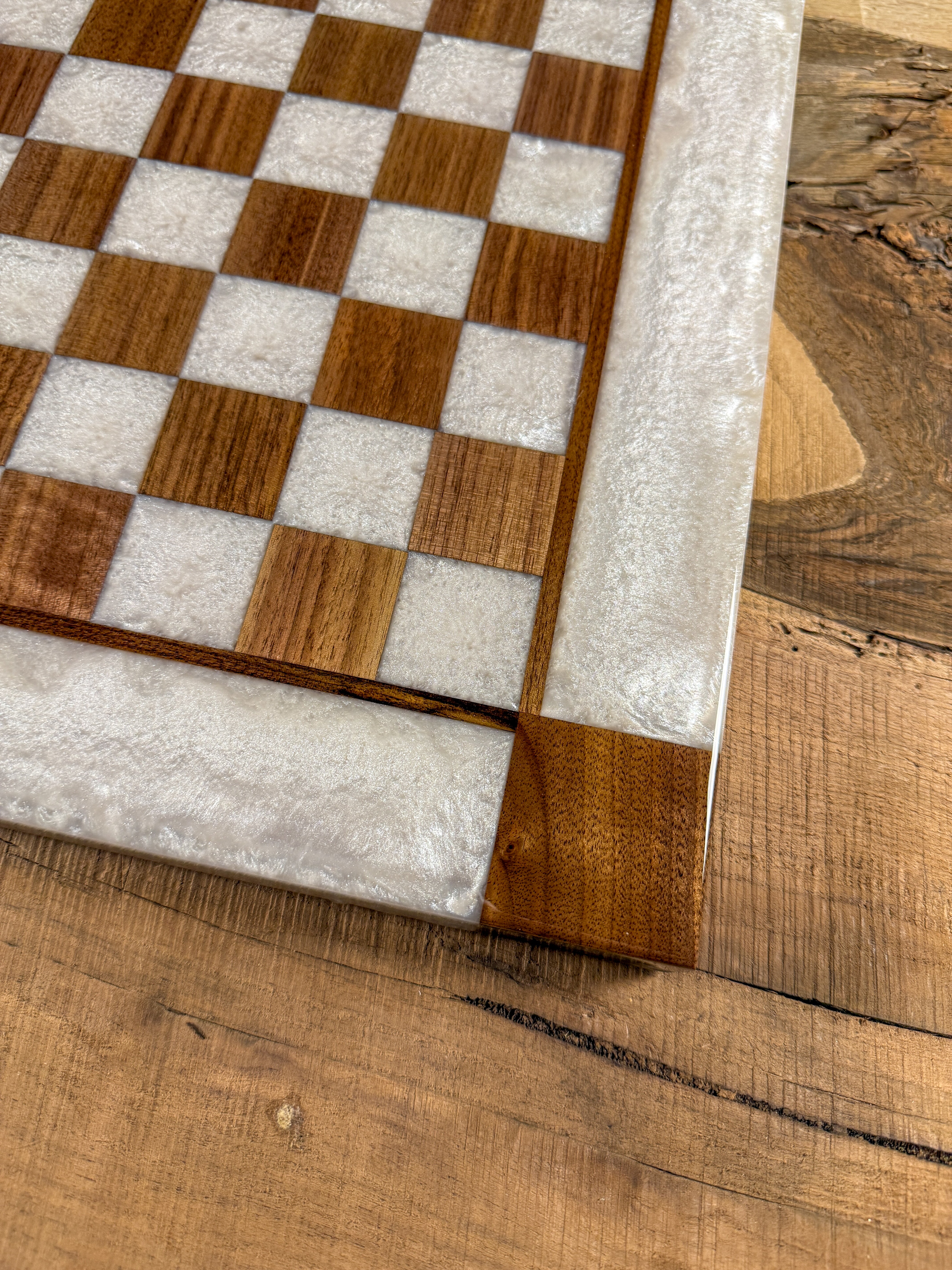 Pure Pearl White Black Walnut Chess Board