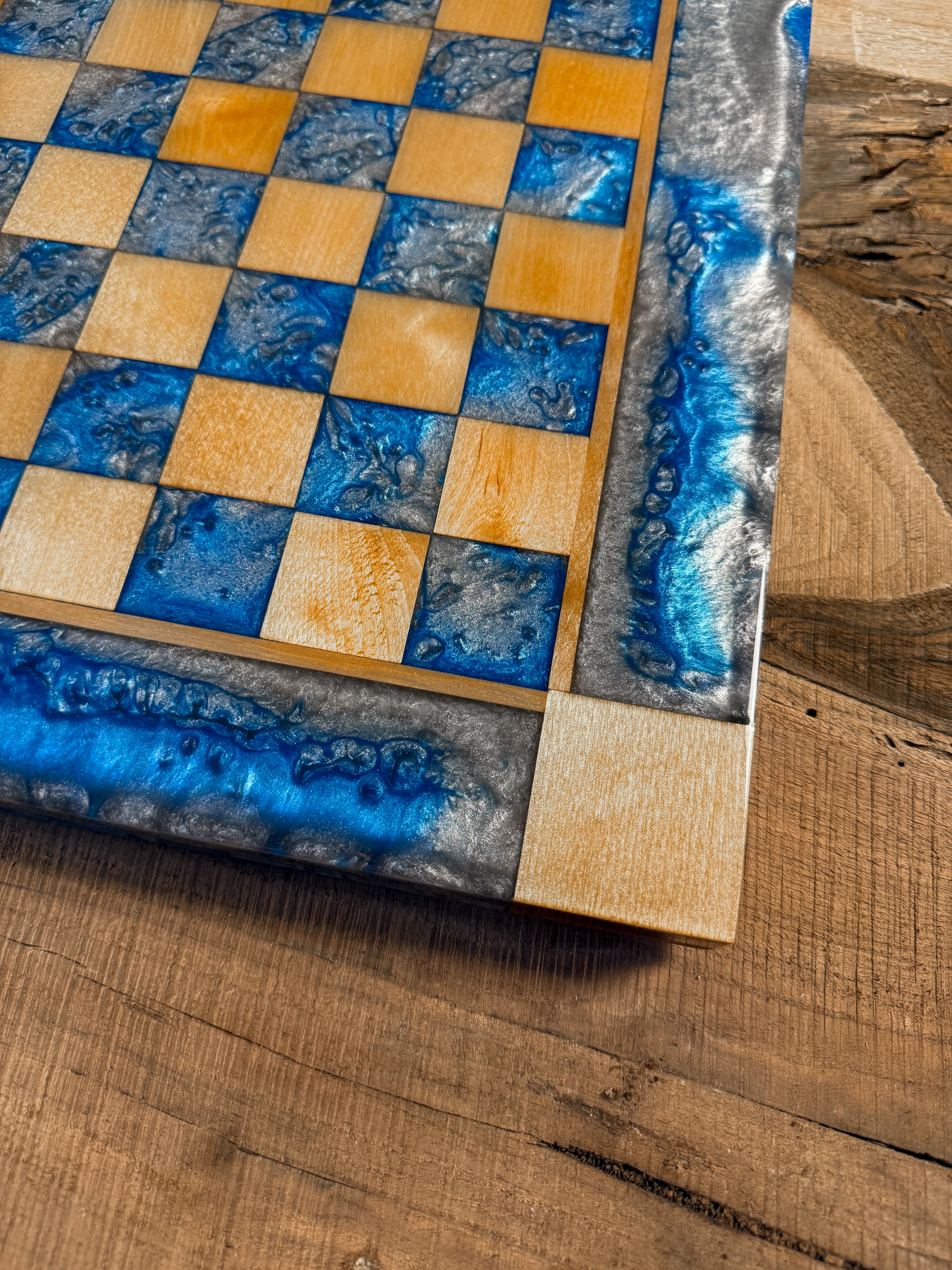 Caribbean Silver Cloud Maple Wood Chess Board (INCLUDES PIECES)