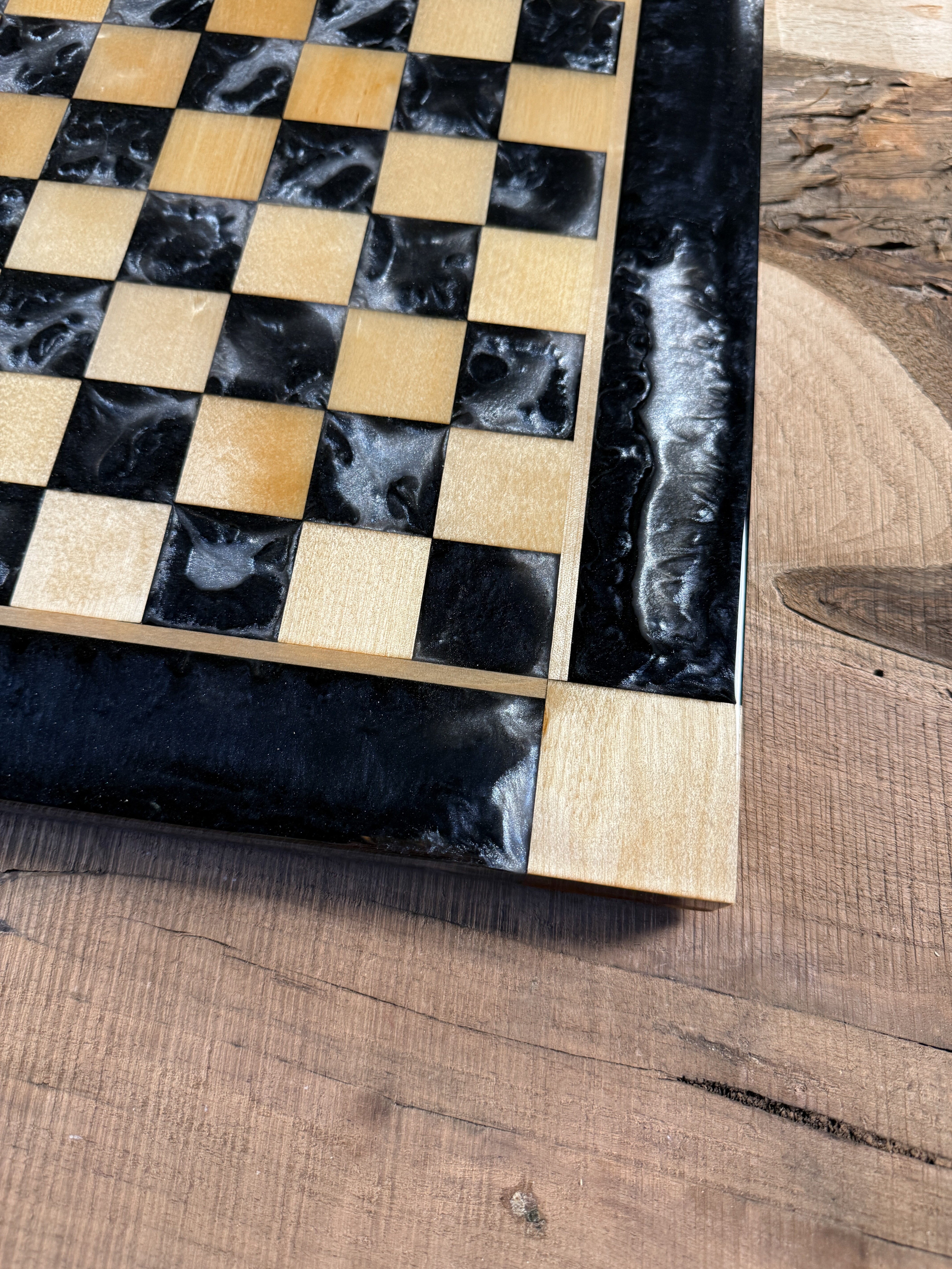 Black Onyx Silver Maple Wood Chess Board (Includes Chess Pieces)