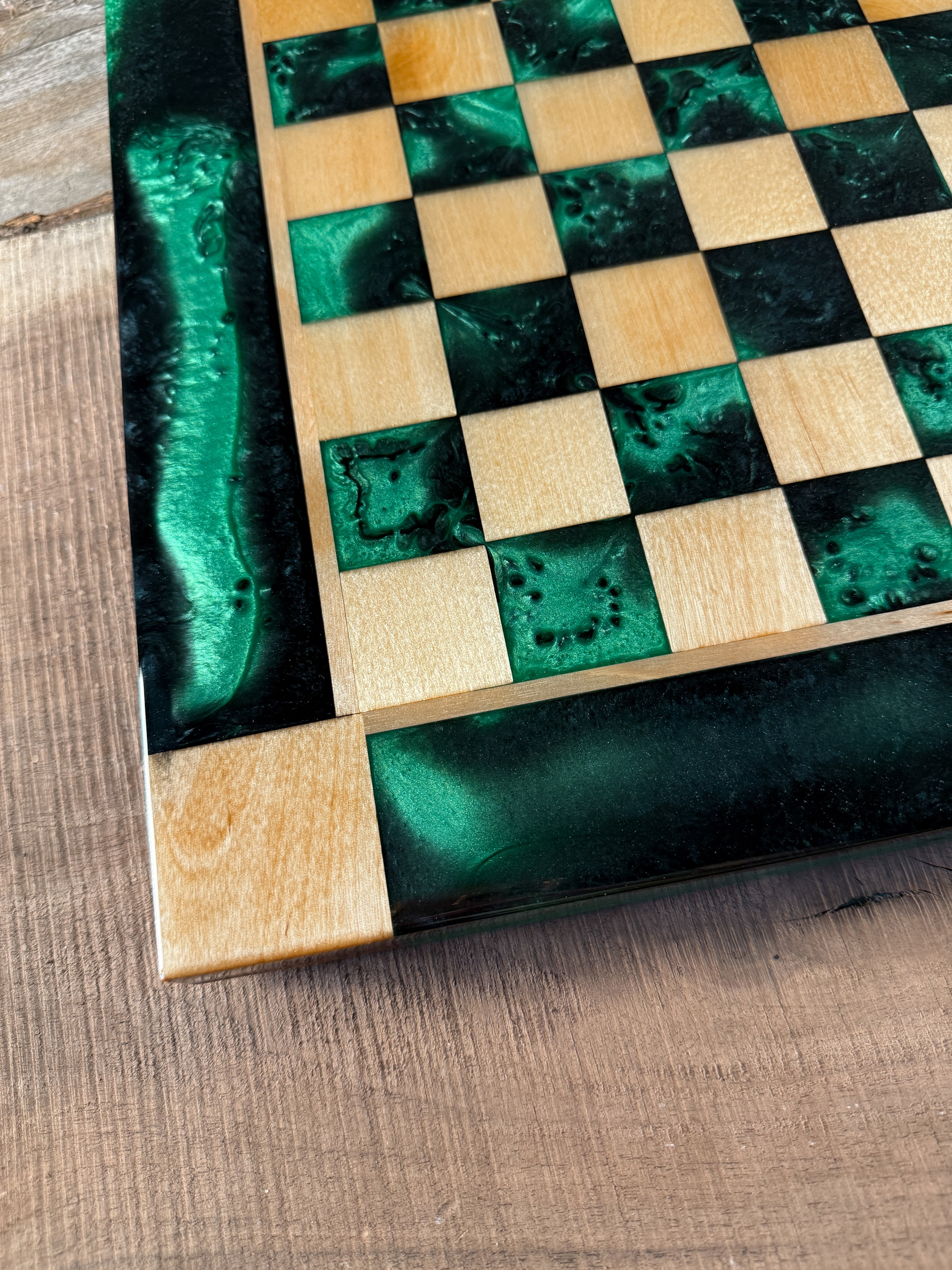 Black Jungle Green Maple Wood Chess Board (Chess Set Included)