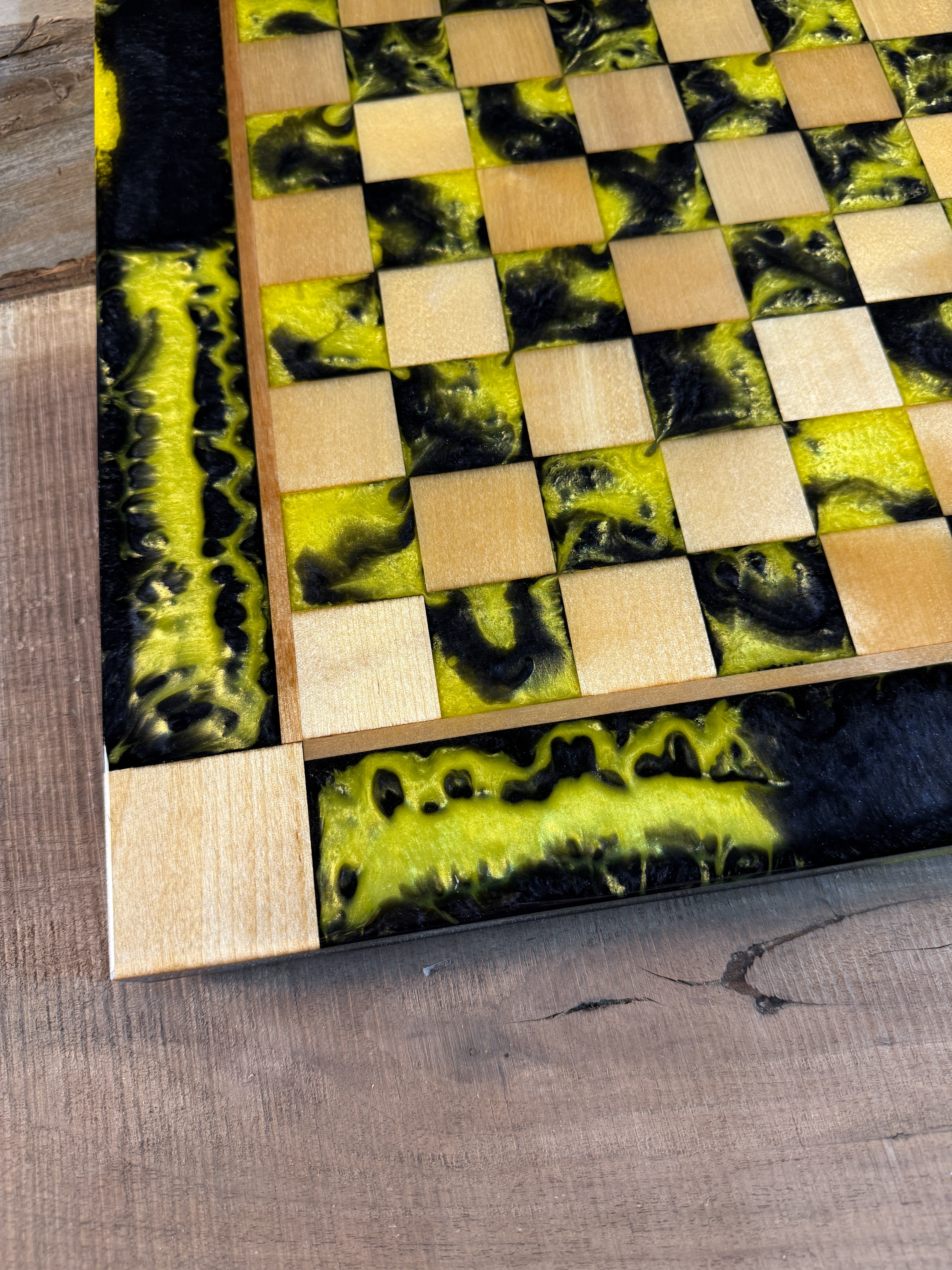 Black Onyx Yellow Maple Wood Chess Board