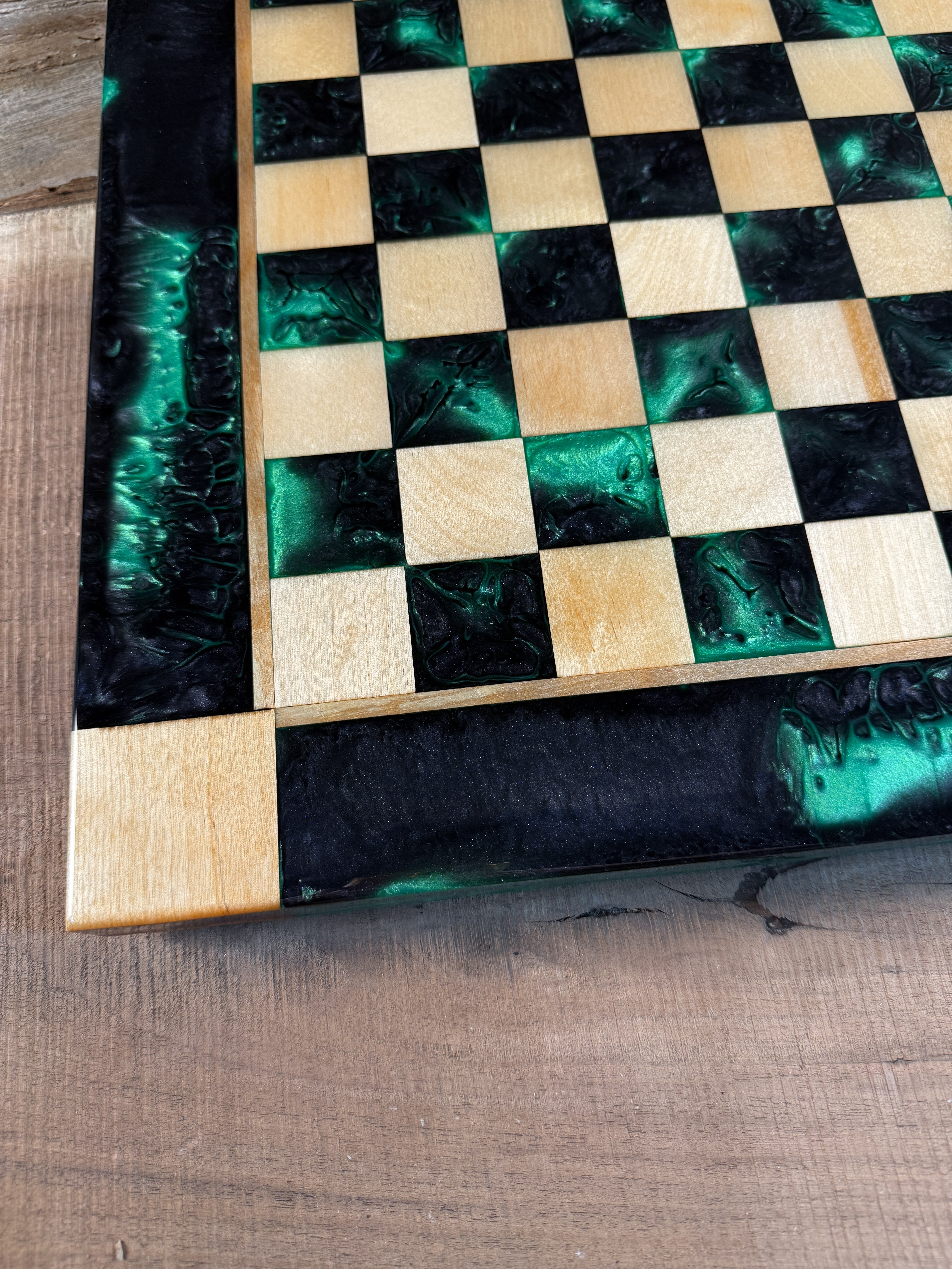Black Jungle Green Maple Wood Chess Board