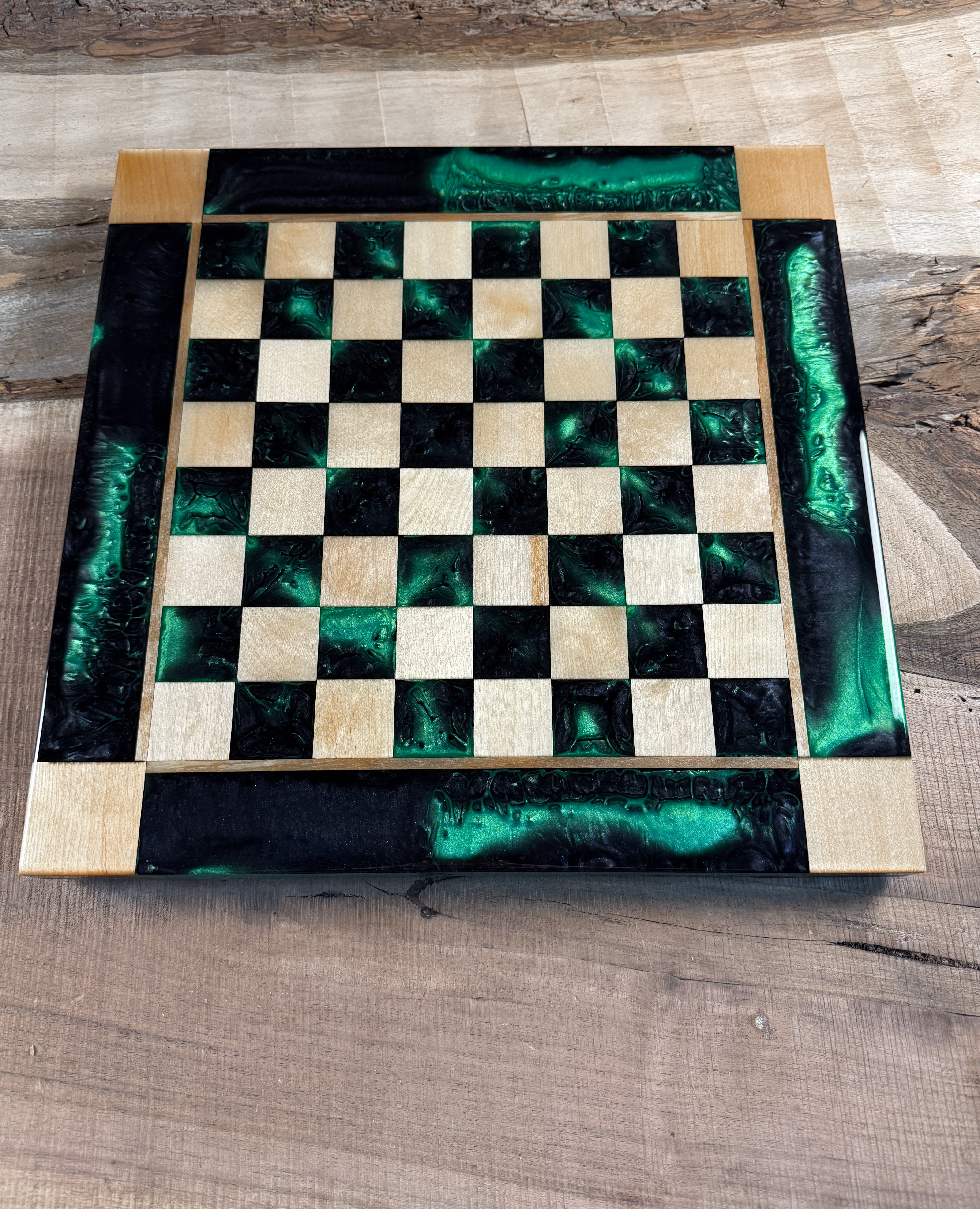Black Jungle Green Maple Wood Chess Board