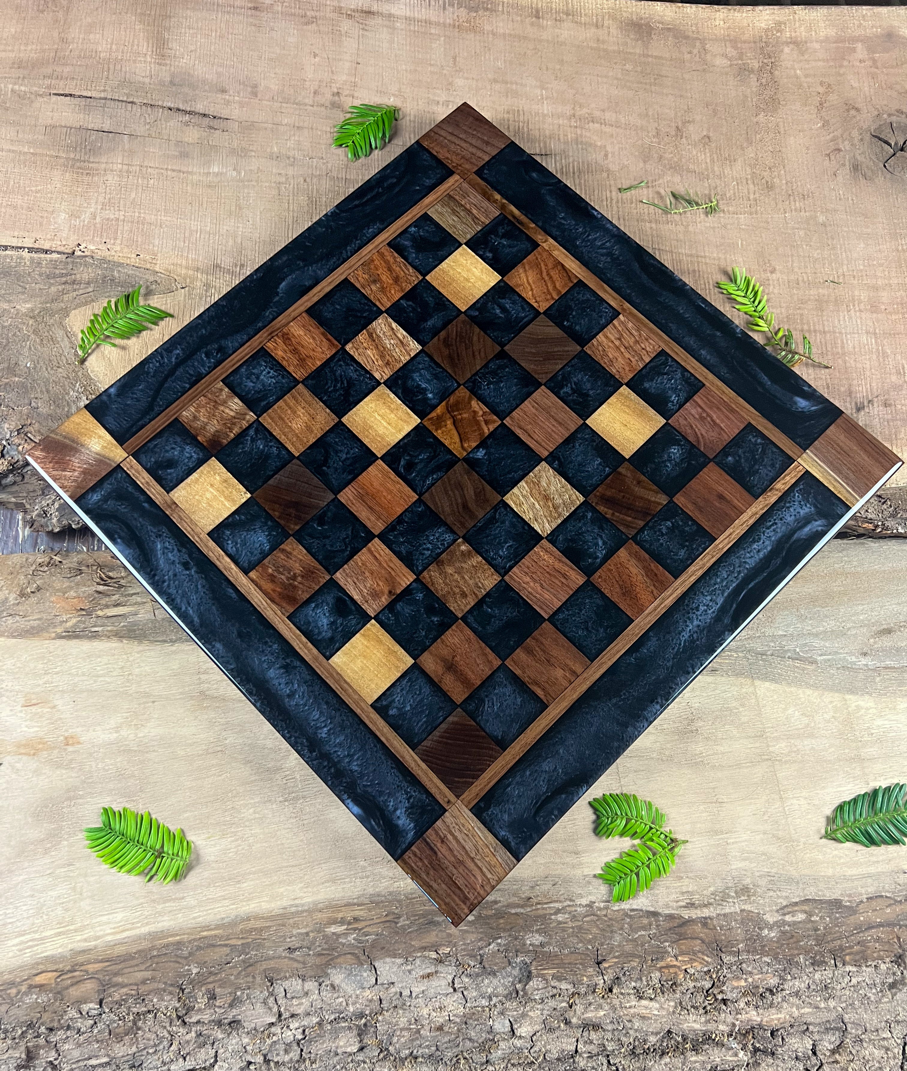 Black Onyx Walnut Chess Board (With Border)