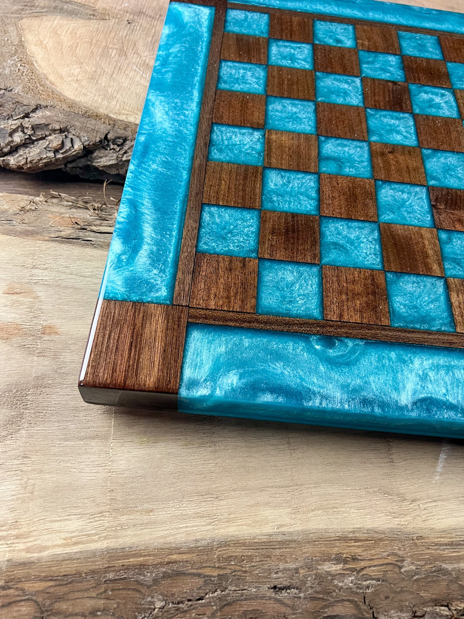 Turquoise Diamond Black Walnut Chess Board (With Border)