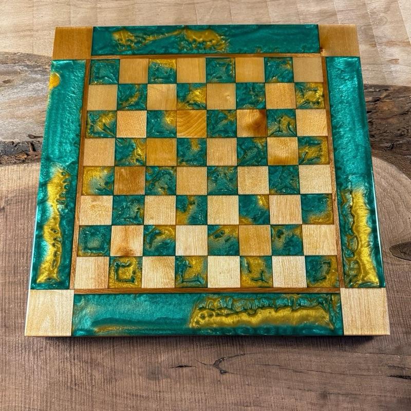 Golden Jungle Green Maple Wood Chess Board (INCLUDES PIECES)